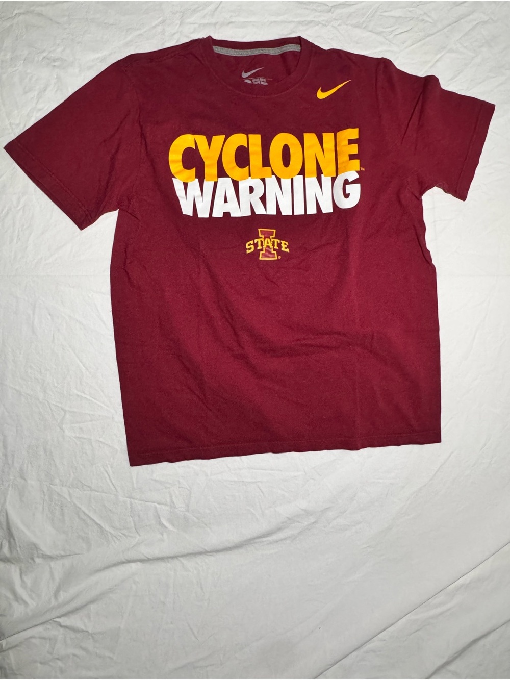 NIKE REGULAR FIT IOWA STATE CYCLONES SHORT-SLEEVE T SHIRT - RED MENS LARGE